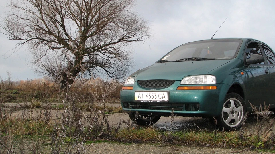 Chevrolet Aveo Sedan 34U Green or Blue 2