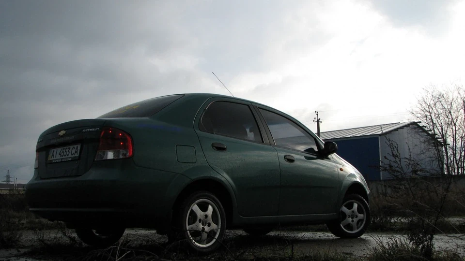 Chevrolet Aveo Sedan 34U Green or Blue 4