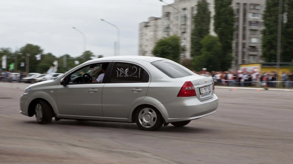 Chevrolet Aveo Sedan Argentum 3