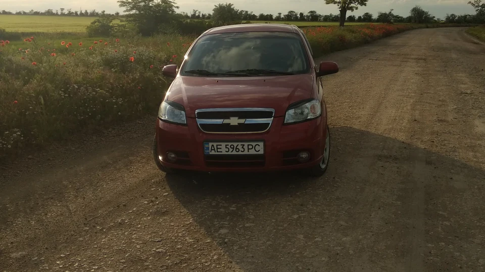 Chevrolet Aveo Sedan АВЕЧКА ЧЕРВОНИЙ МЕТАЛІК 3