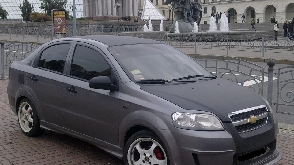 Chevrolet Aveo Sedan Авеоносець 3