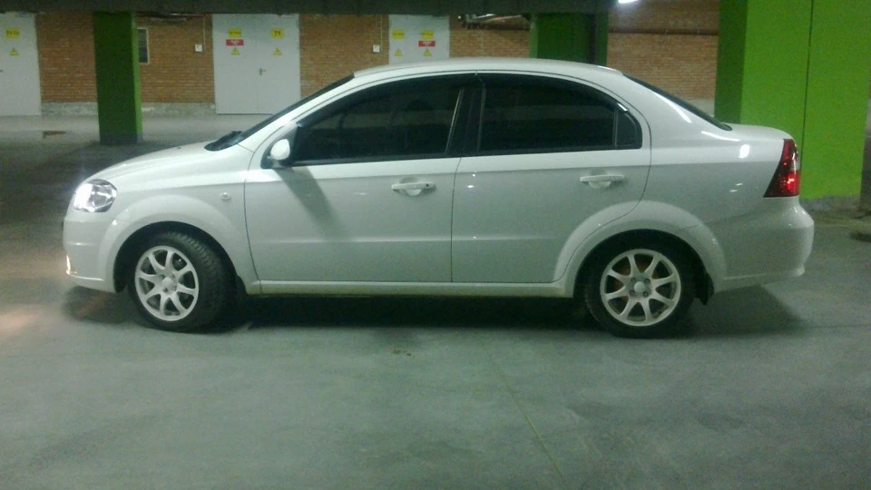 Chevrolet Aveo Sedan БІЛА R8))) 4