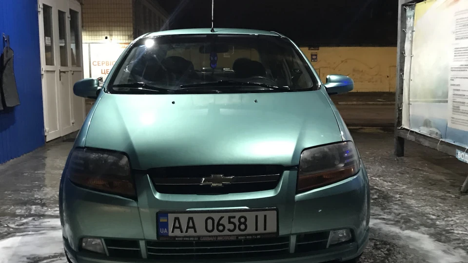 Chevrolet Aveo Sedan Шалена 2