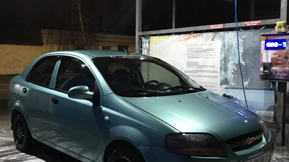 Chevrolet Aveo Sedan Шалена 3