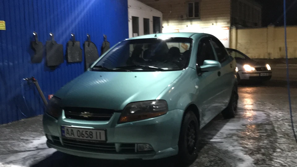 Chevrolet Aveo Sedan Шалена 4