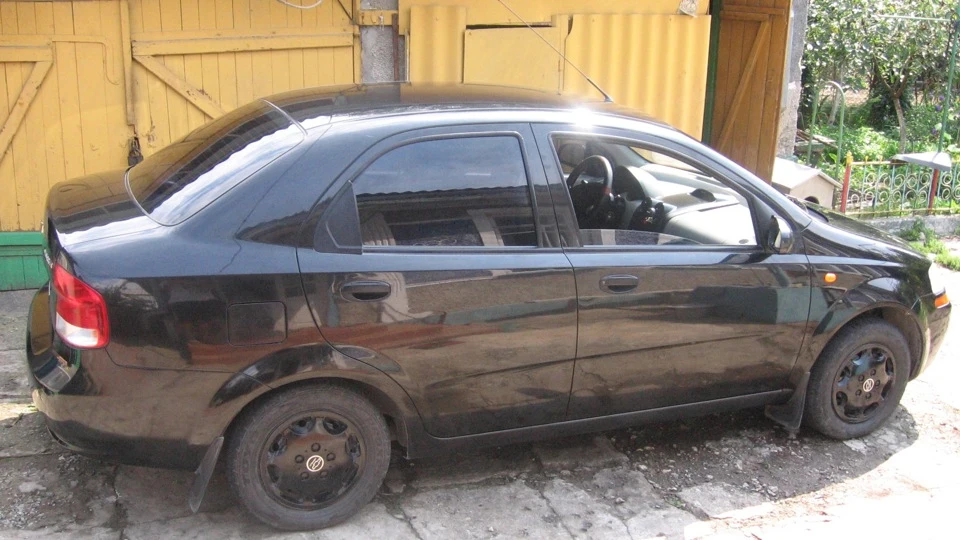 Chevrolet Aveo Sedan Black Edition :)