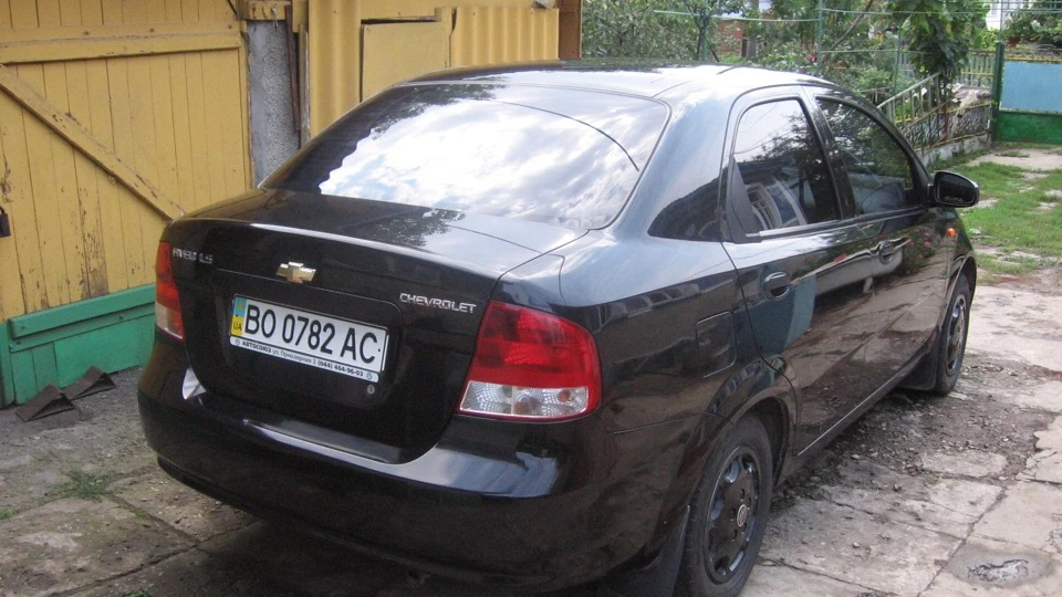 Chevrolet Aveo Sedan Black Edition :) 2