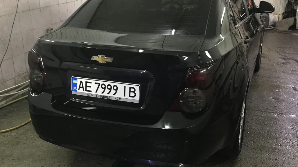 Chevrolet Aveo Sedan Black Edition 4