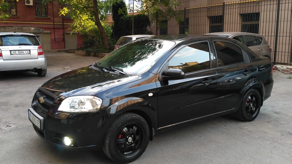 Chevrolet Aveo Sedan Black Hunter 3