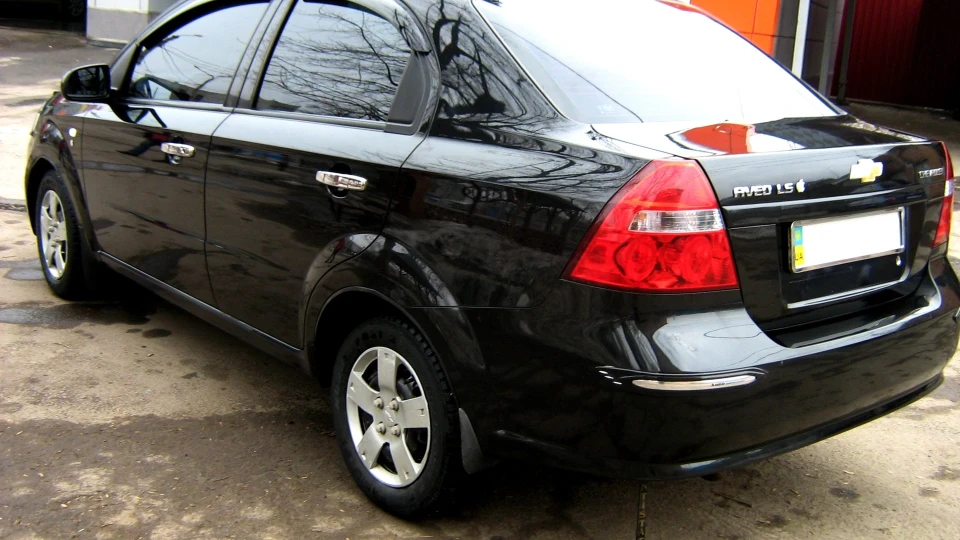 Chevrolet Aveo Sedan Чорна Авейка 3