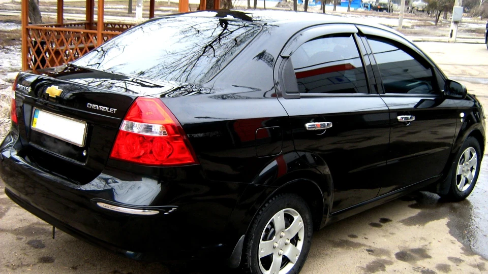 Chevrolet Aveo Sedan Чорна Авейка 4