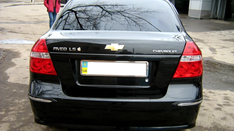 Chevrolet Aveo Sedan Чорна Авейка 5