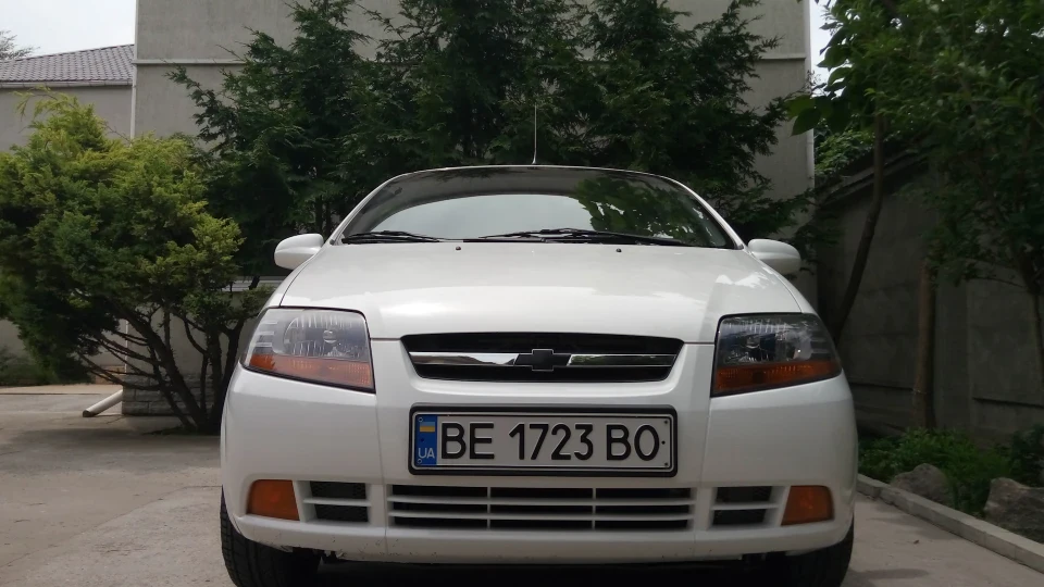 Chevrolet Aveo Sedan CRUSADER 2