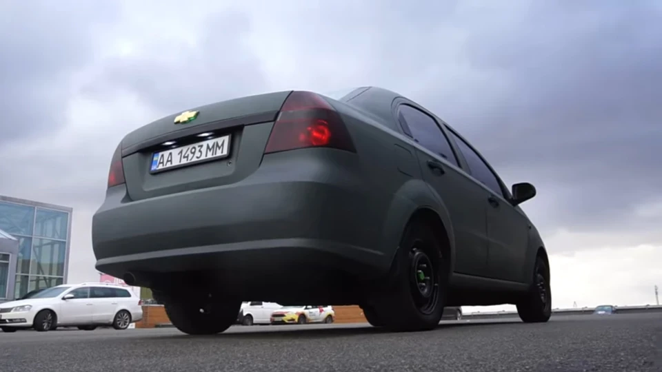 Chevrolet Aveo Sedan GreenGreyAveoLet