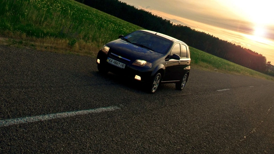 Chevrolet Aveo Sedan "HOTBACK" 3