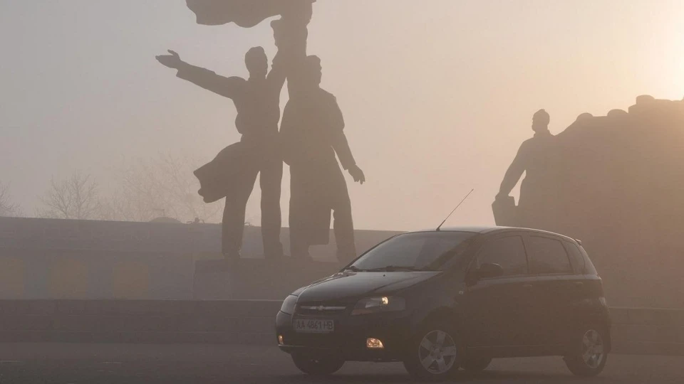 Chevrolet Aveo Sedan "HOTBACK" 4