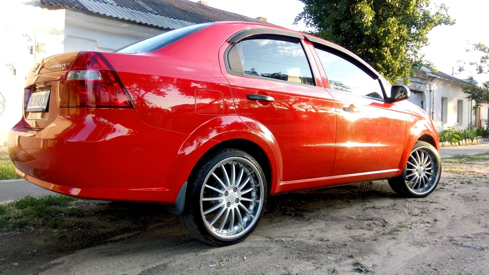 Chevrolet Aveo Sedan ЧЕРВНІШЕ ЧЕРВОНОГО