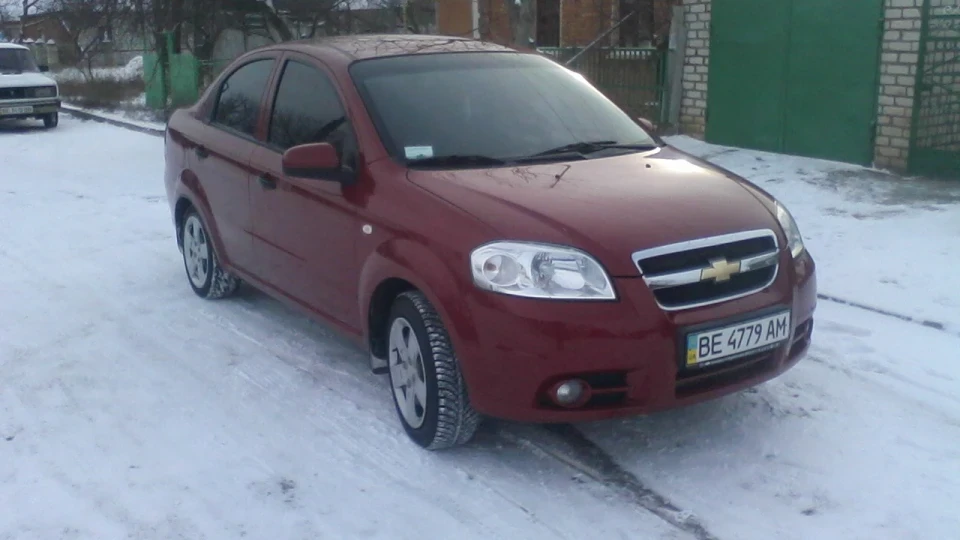 Chevrolet Aveo Sedan Червоний металік 3