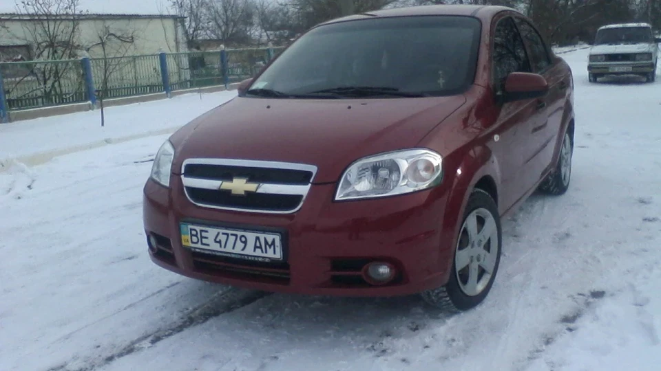 Chevrolet Aveo Sedan Червоний металік 4