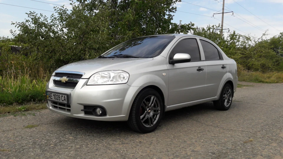 Chevrolet Aveo Sedan Limited edition 4