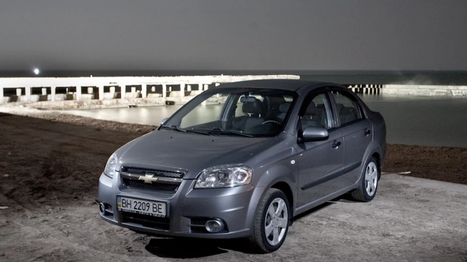 Chevrolet Aveo Sedan LS 3