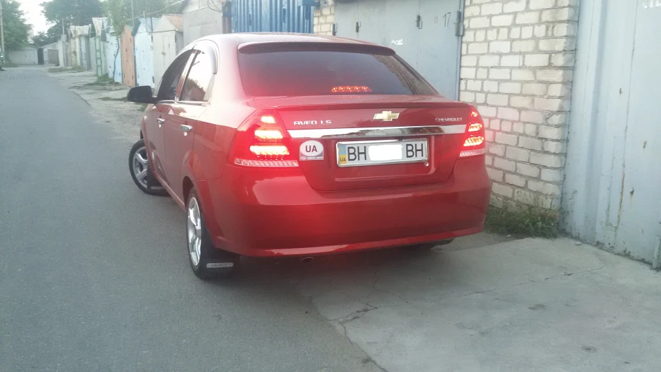 Chevrolet Aveo Sedan LS 3
