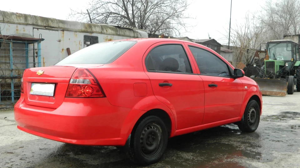 Chevrolet Aveo Sedan LS 2