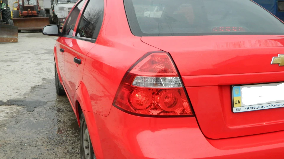 Chevrolet Aveo Sedan LS 4