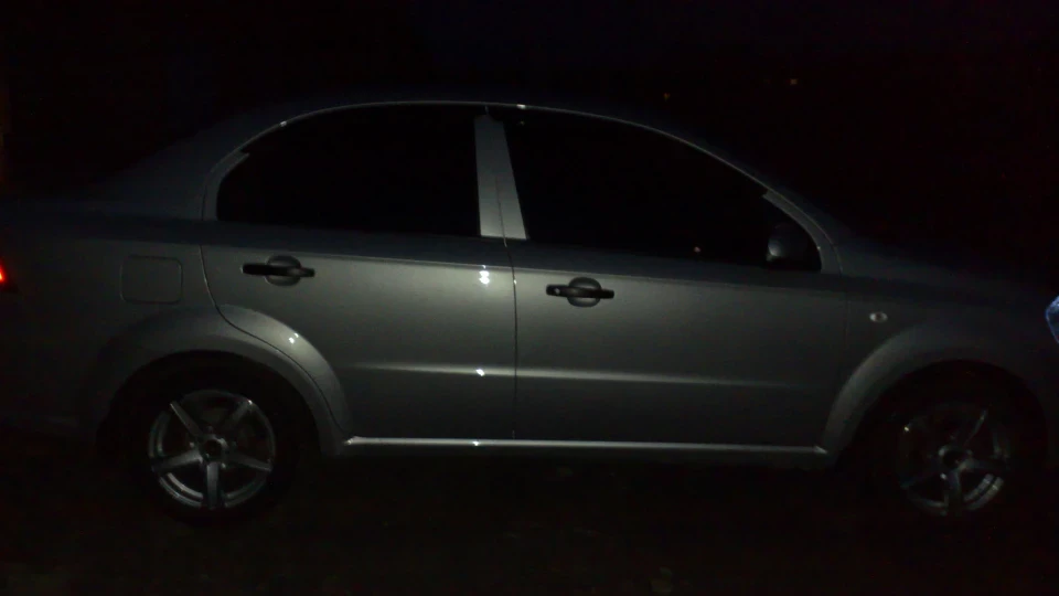 Chevrolet Aveo Sedan LS 2