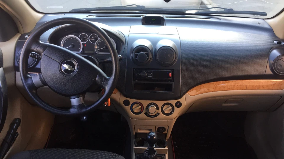 Chevrolet Aveo Sedan LT 1.6 3