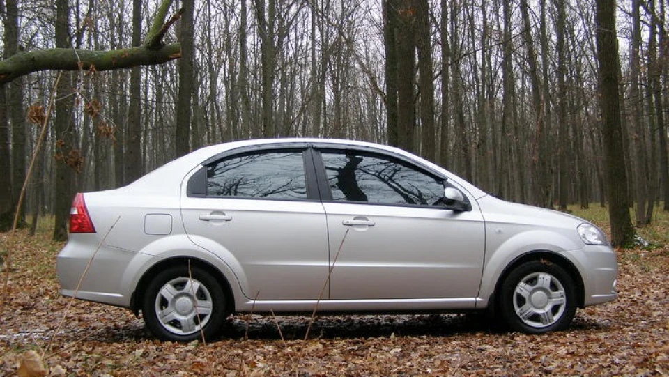 Chevrolet Aveo Sedan LT 1.6 2