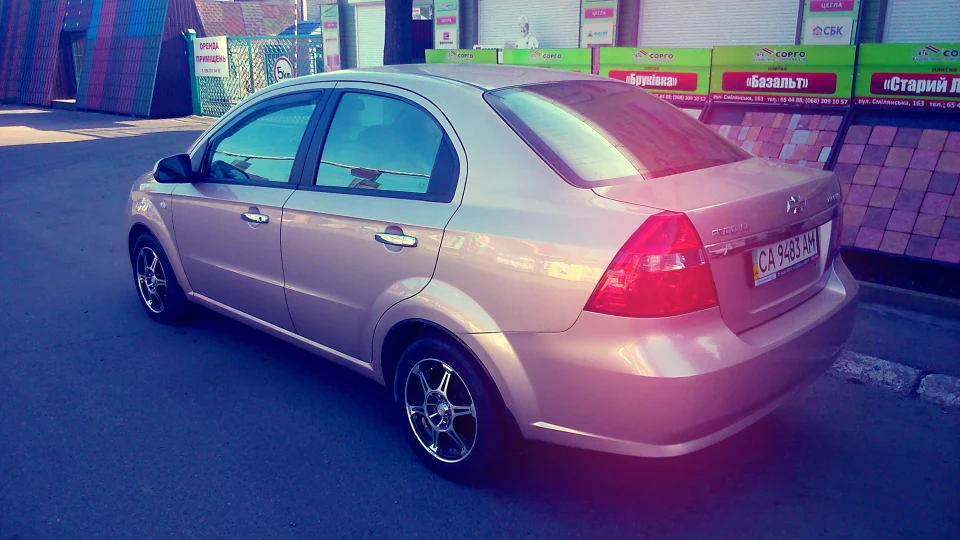 Chevrolet Aveo Sedan LT "LIGHT" 3