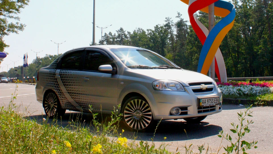 Chevrolet Aveo Sedan LT Трохи droped 2