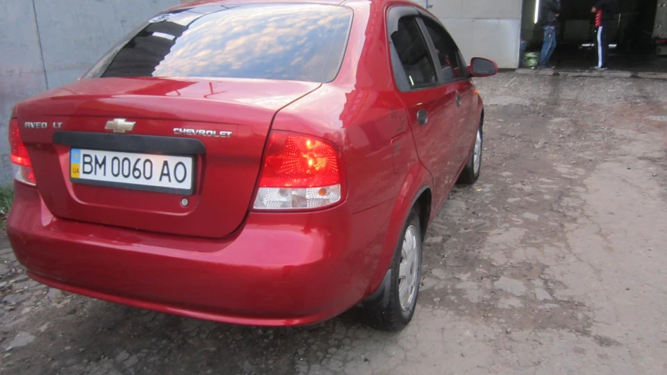 Chevrolet Aveo Sedan LT T-200 4
