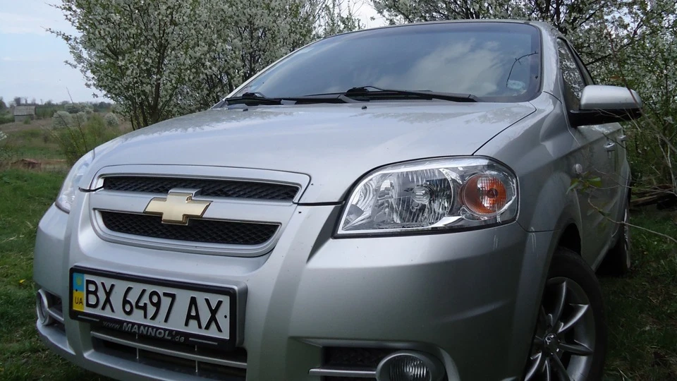 Chevrolet Aveo Sedan LT 2