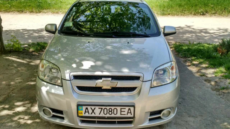 Chevrolet Aveo Sedan LT 3