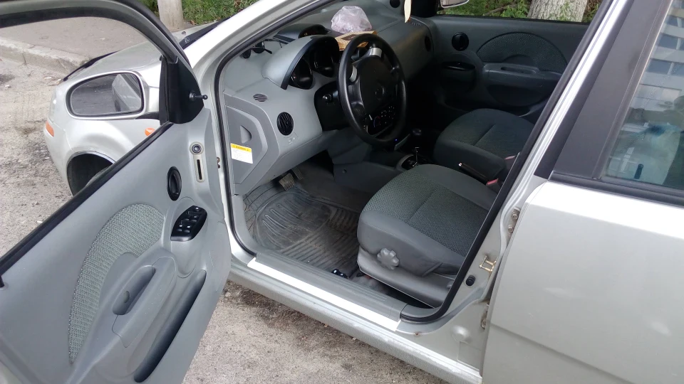 Chevrolet Aveo Sedan LTшечка 2