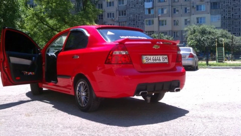 Chevrolet Aveo Sedan дрібна і сЦуко швидка! 3