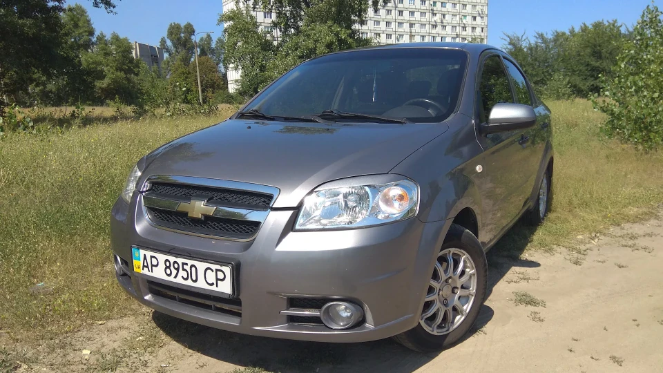 Chevrolet Aveo Sedan Мокра