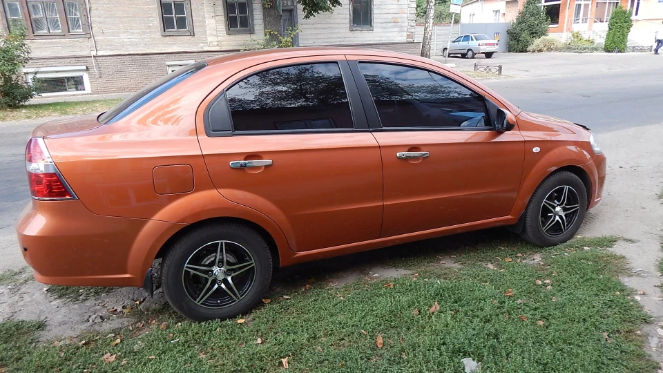 Chevrolet Aveo Sedan Попередня машинка 3