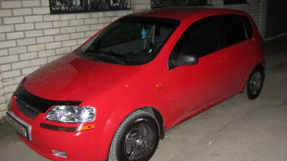 Chevrolet Aveo Sedan Red Style 16V 4
