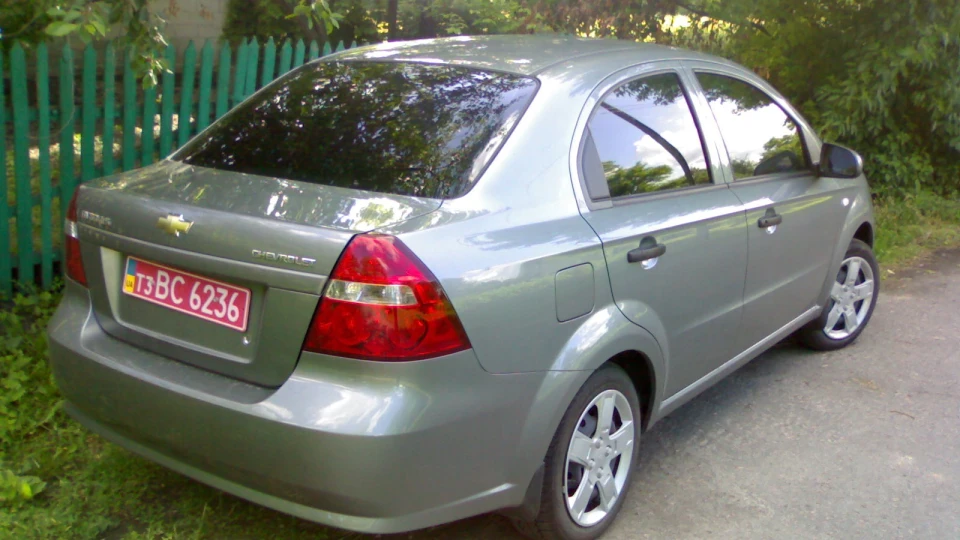 Chevrolet Aveo Sedan Сіра Панночка Т250 3