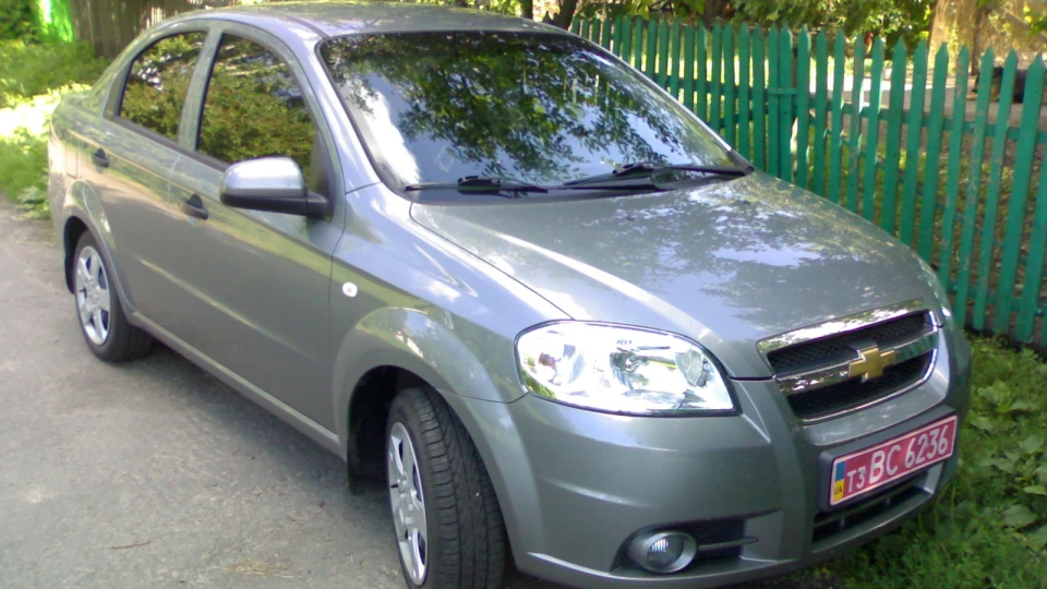 Chevrolet Aveo Sedan Сіра Панночка Т250 4