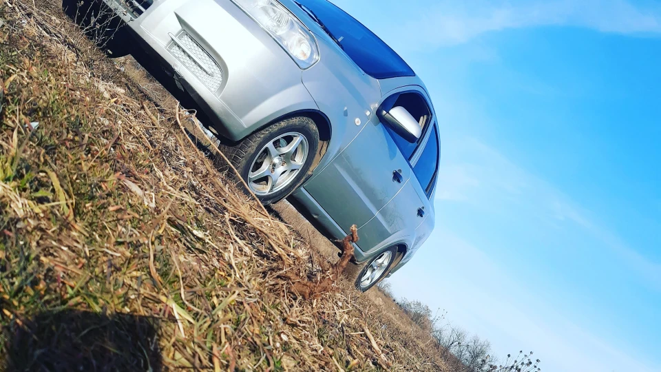 Chevrolet Aveo Sedan Срібляста 3