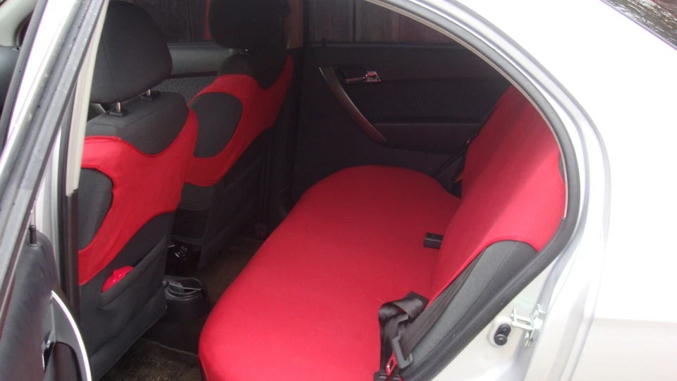 Chevrolet Aveo Sedan Срібляста.Автомат. 4