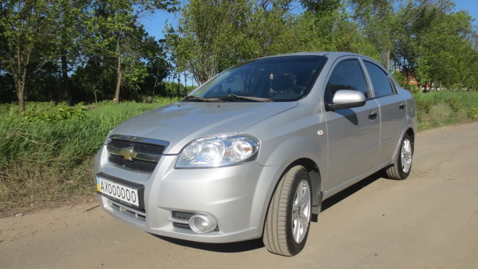 Chevrolet Aveo Sedan Шевик 4