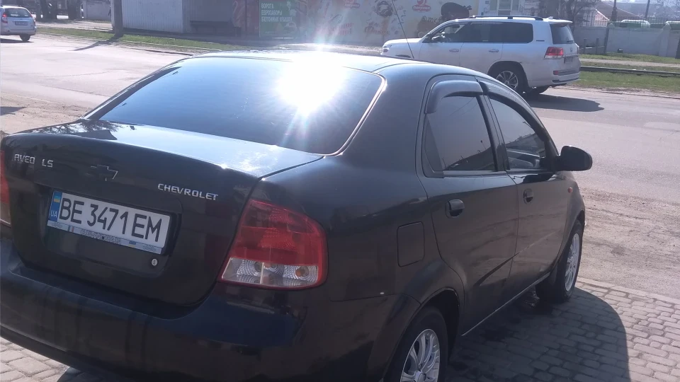 Chevrolet Aveo Sedan Шеврик 2