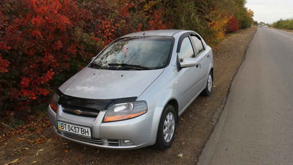 Chevrolet Aveo Sedan _Silvery_ 3