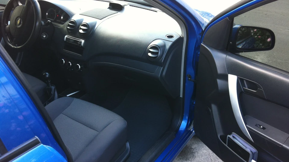 Chevrolet Aveo Sedan Синій металік 3