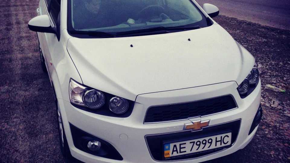 Chevrolet Aveo Sedan Sonic Individual 3